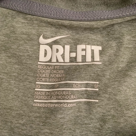 Gray Nike DriFit shirt - Picture 4 of 4